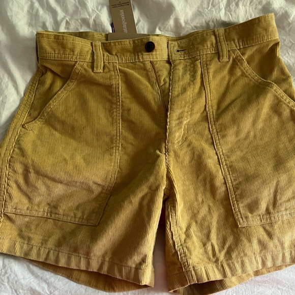 Mens Patagonia corduroy shorts - Picture 2 of 2